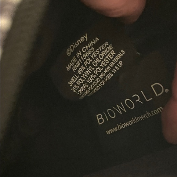 Bioworld Disney Minnie Mouse Black and Red Small Mini Messenger Bag Purse NWT - Picture 12 of 14